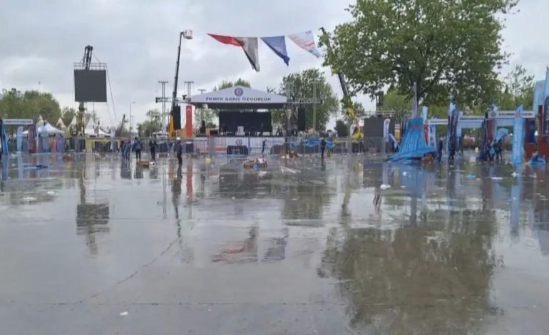 Kartal’da Mayıs Kutlamaları Yağmura Yenik Düştü