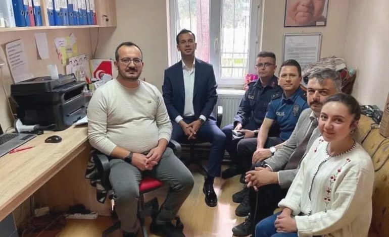 Kaymakam Emrah Aslan, Taşoluk Aile Sağlığı Merkezi’ni Ziyaret Etti