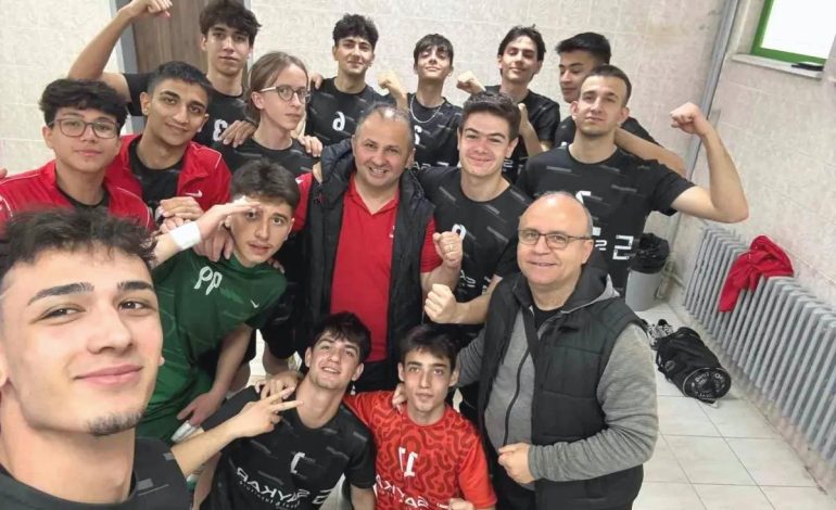 Kayseri Elit Voleybol Kulübü Türkiye Finallerine Yükseldi