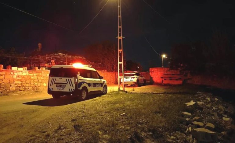 Kayseri’de Polis Ekibine Mukavemet