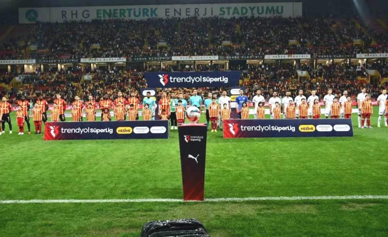 Kayserispor 2-1 Önde
