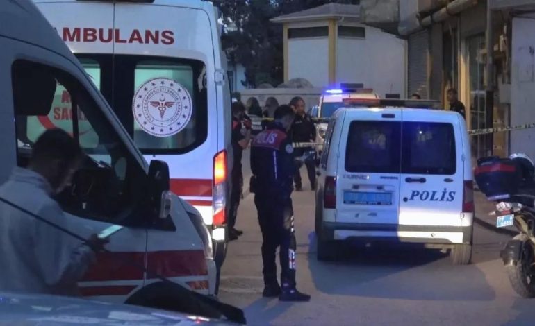 Kilis’te Park Yeri Kavgası: Baba ve Oğul Yaralı