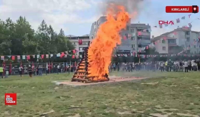 Kırklareli’de baharın habercisi Kakava ateşi yakıldı