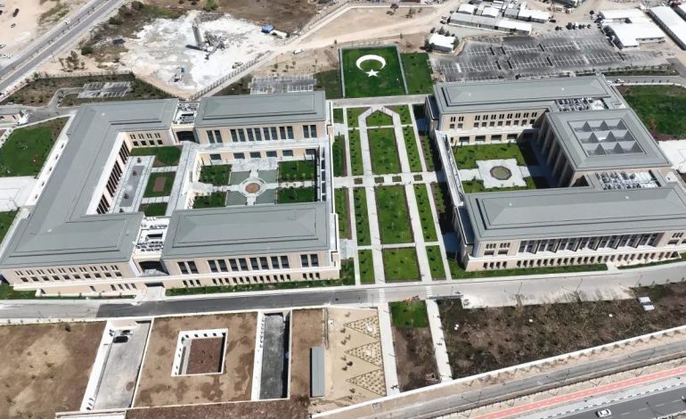 KKTC Cumhurbaşkanlığı Külliyesi yarın hizmete açılıyor