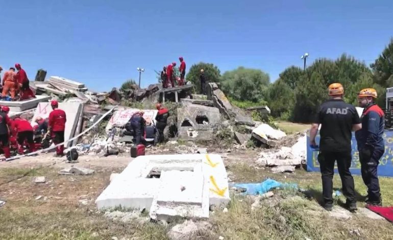 Kocaeli’de 7.2 Şiddetinde Deprem Tatbikatı Yapıldı