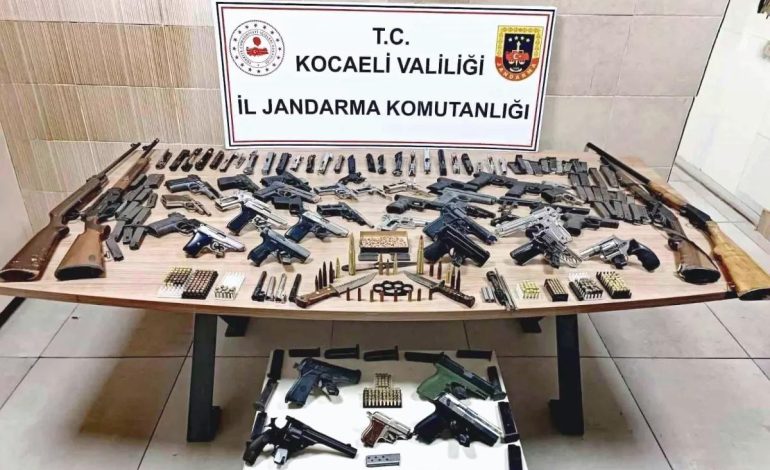 Kocaeli’de Silah Kaçakçılığı Operasyonu