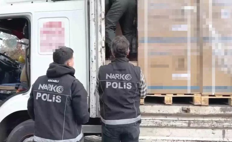 Kocaeli’de Uyuşturucu Operasyonu: 397 Bin Hap Ele Geçirildi