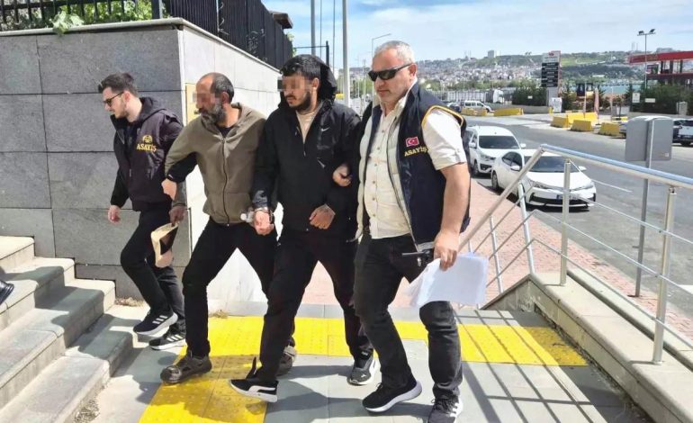 Komşu Çocuk Tarafından Bıçaklanan Kadın Ağır Yaralı