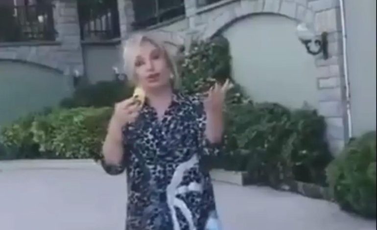 Komşularıyla yemekte Emel Sayın’dan unutulmaz bir akşam