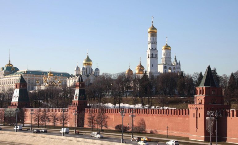 Kremlin: Putin, BAE Başbakan Yardımcısı Al Nahyan ile görüştü