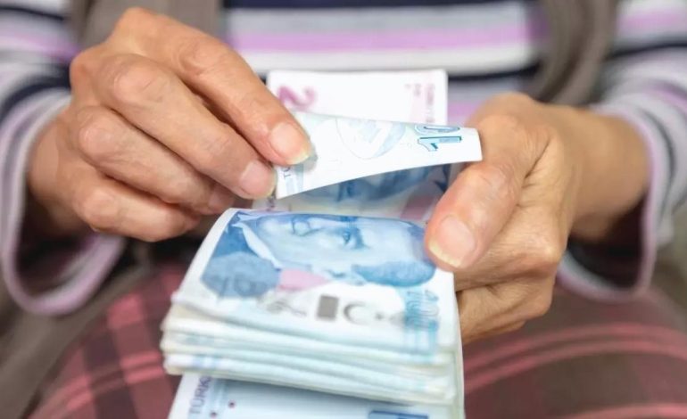 KURBAN BAYRAMI EMEKLİ İKRAMİYESİ | 2025 Bayram ikramiyesi ne zaman yatırılacak? Bayram ikramiyesi ödeme tarihleri belli oldu mu?