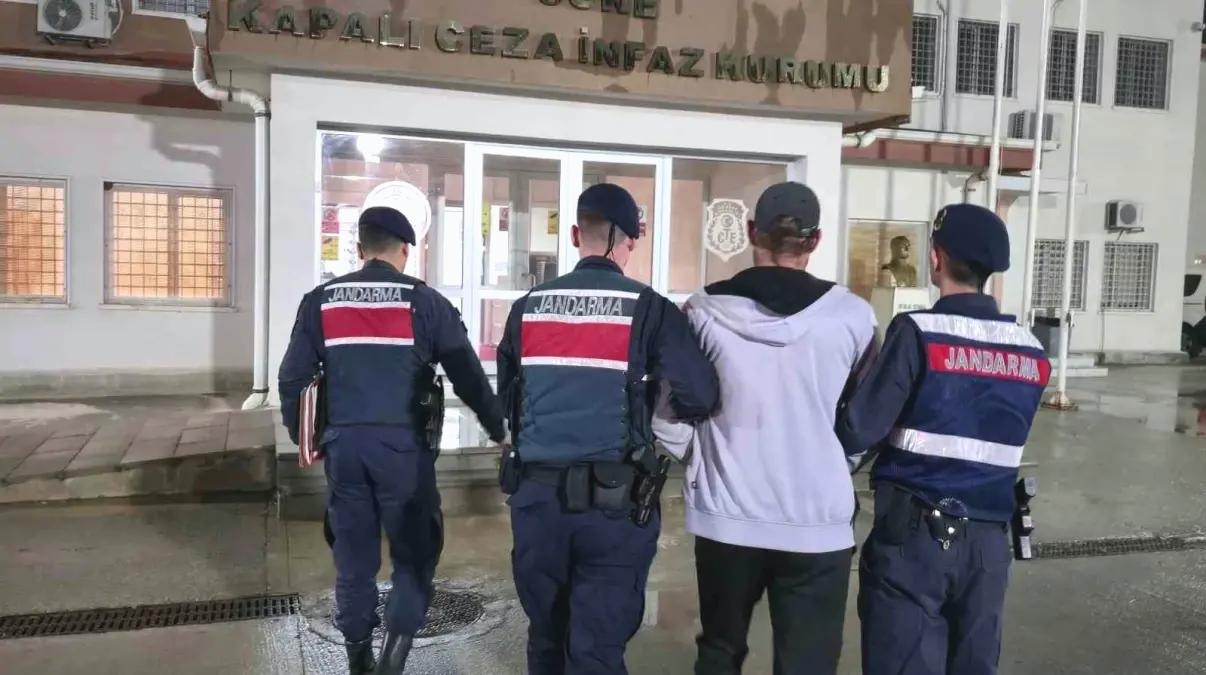 Kuşadası’nda Aranan Şahıs Yakalandı