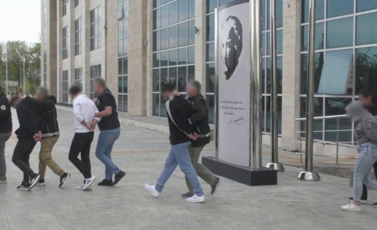 Kütahya’da uyuşturucu operasyonunda 6 tutuklama