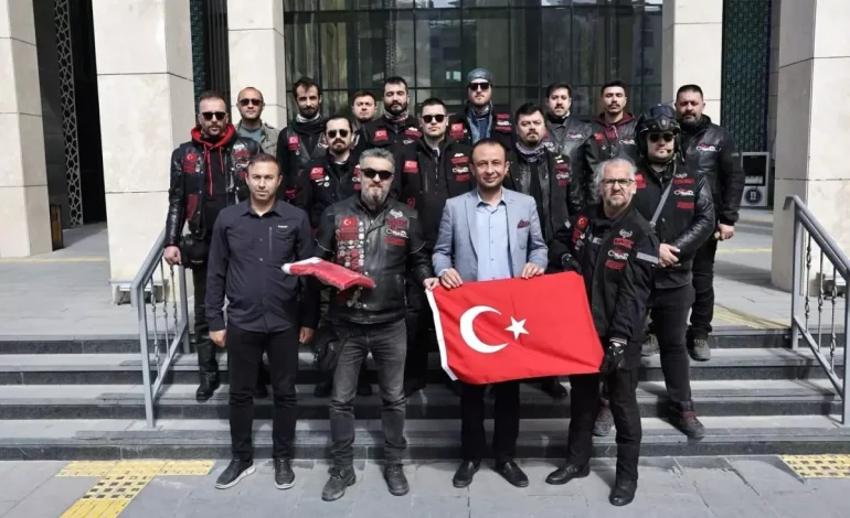 Kütahya’dan Anıtkabir’e Türk Bayrağı Yolculuğu
