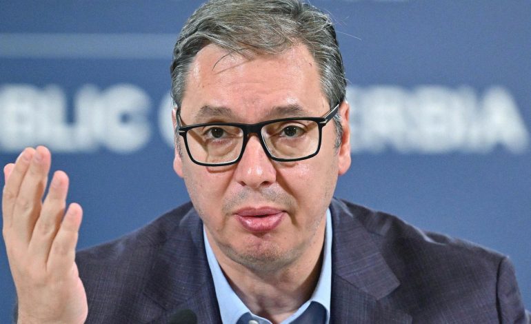 Letonya da hava sahasını Vucic’e kapattı