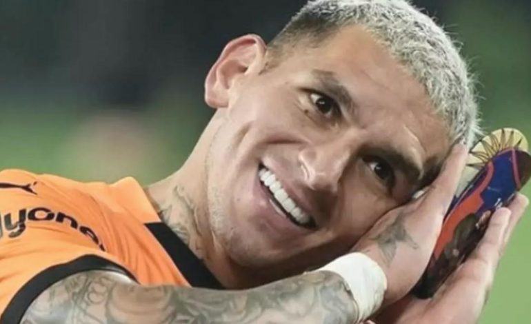 Lucas Torreira, şampiyonlukla yeni aşkını da ilan etti! İşte yeni sevgiliyle ilk kare