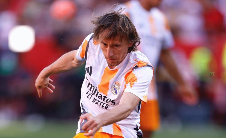 Luka Modric, Real Madrid’den ayrılacağını açıkladı