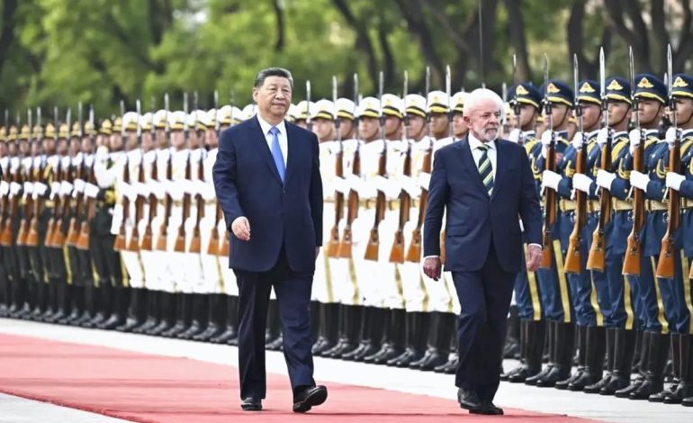 Lula ve Xi İşbirliğini Güçlendirme Üzerine Konuştu