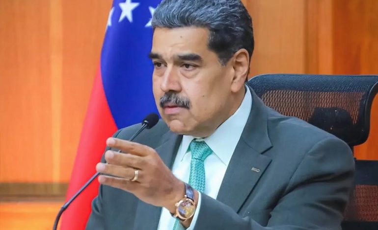 Maduro’dan Kolombiya’ya Uyarı