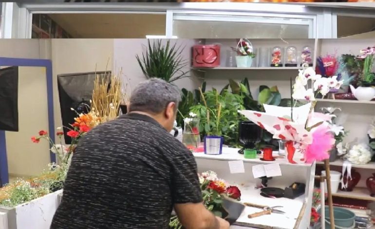 Malatya’da Anneler Günü Yoğunluğu: Çiçekçiler Karşılıyor