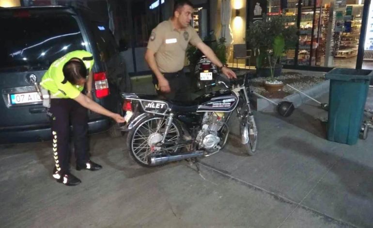 Manavgat’ta Abartılı Egzozlu Motosikletler Ceza Aldı