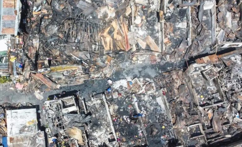 Manila’da Yangın: İki Ölü, İki Yaralı