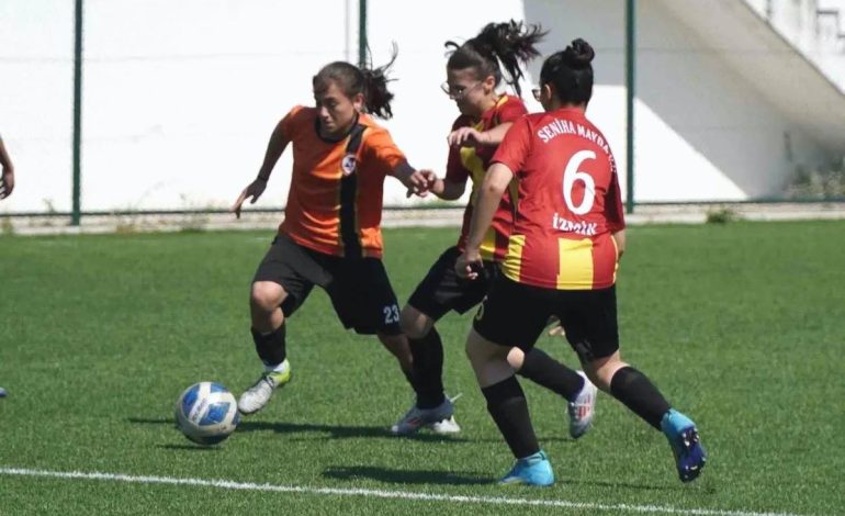 Manisa’da Okul Sporları Futbol Yıldız Kızlar ve Erkekler Türkiye Yarı Final Müsabakaları Başladı