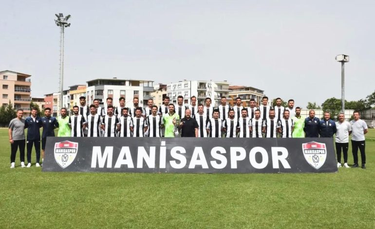 Manisaspor Şampiyonluk Kupasını Aldı
