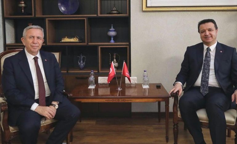 Mansur Yavaş’tan Saadet Partisine ziyaret