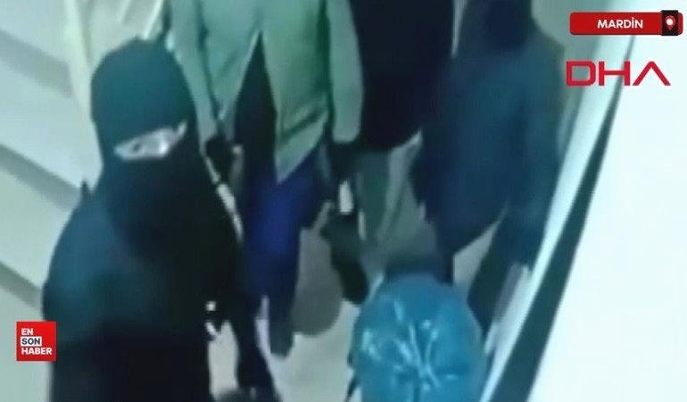 Mardin’de maskeli şüpheliler, husumetlilerinin kapısını parçaladı