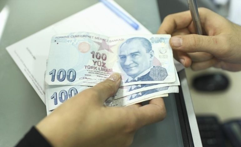 Memur ve emeklilerin 4 aylık zam farkı ve olası maaşlar