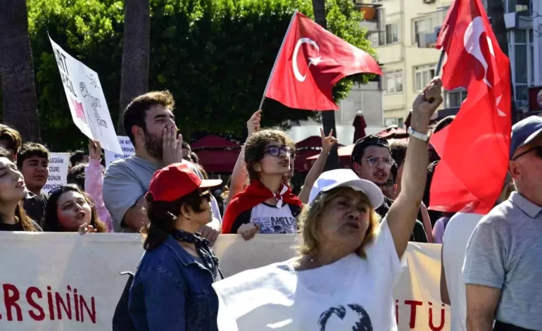 Mersin’de 1 Mayıs Coşkuyla Kutlandı