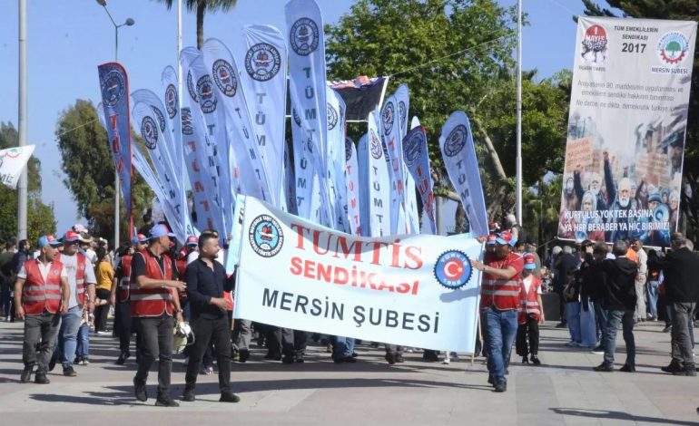 Mersin’de 1 Mayıs Etkinliği Coşkuyla Kutlandı