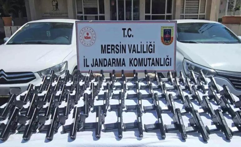 Mersin’de Dron Destekli Operasyonda 70 Tabanca Ele Geçirildi