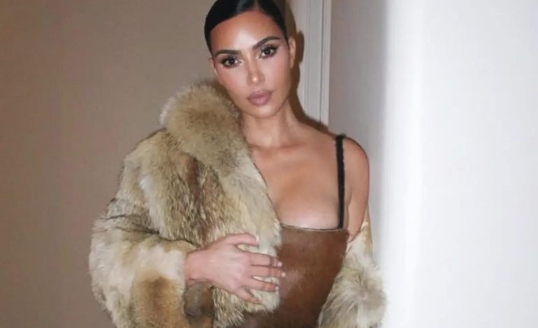 Mezuniyet kepini taktı, gözünü baroya dikti! Kim Kardashian’dan sürpriz hamle