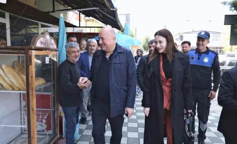 Milletvekili Ayhan Gider, Çanakkale’deki Esnafları Ziyaret Etti