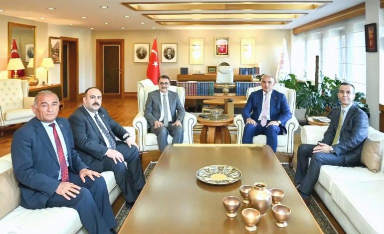 Milletvekili Dönmez ve Belediye Başkanları, Kültür ve Turizm Bakanı Ersoy’u Ziyaret Etti