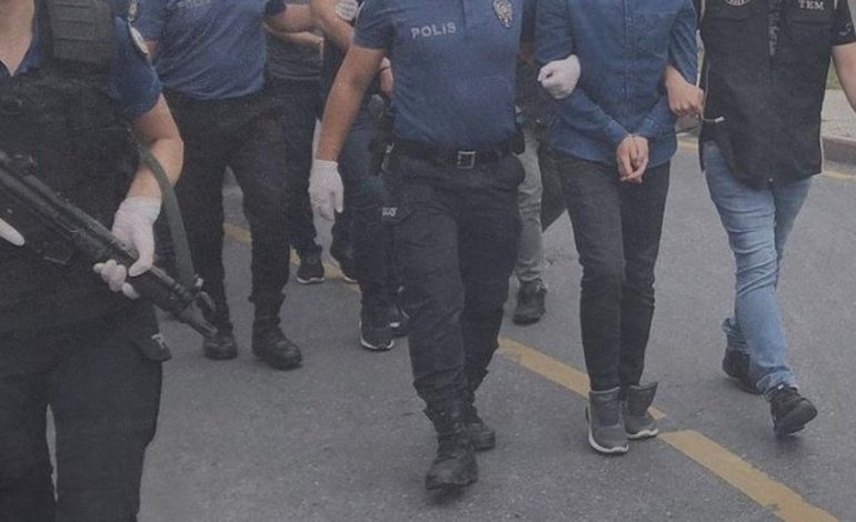 MİT ve Emniyet’ten ortak operasyon: 7 kişi suçüstü yakalandı