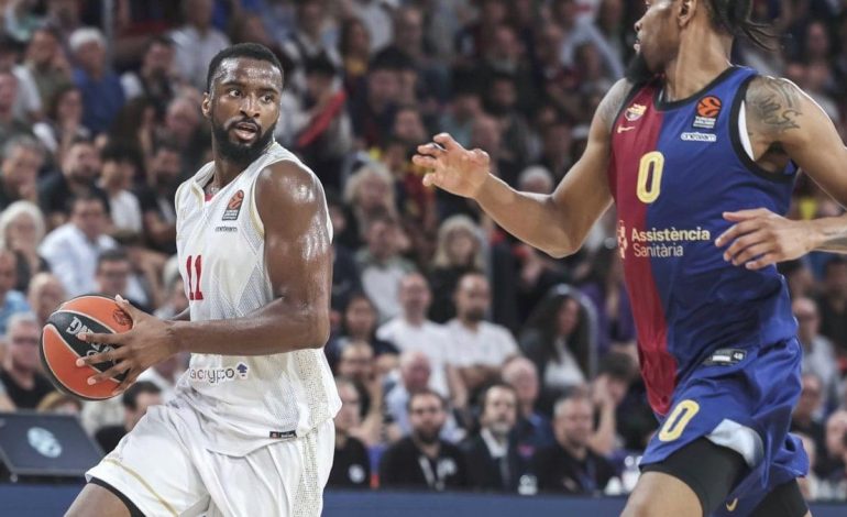 Monaco tek sayı farkla Final Four’da