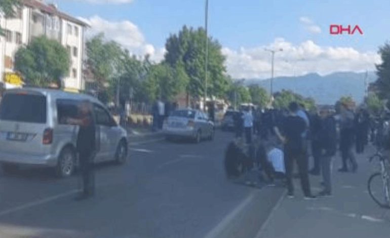 Motosikletin çarptığı babaannenin ardından torunu da öldü