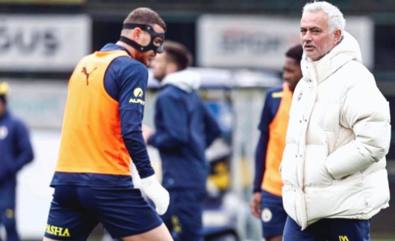 Mourinho zaafları belirledi!
