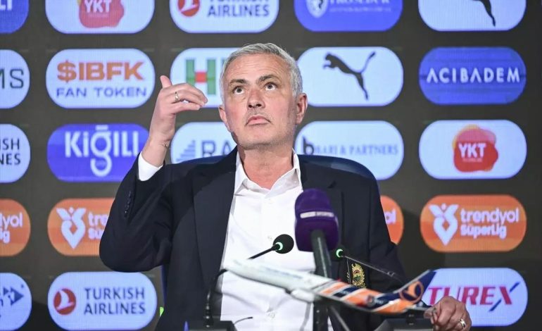 Mourinho’dan Hakem Eleştirisi