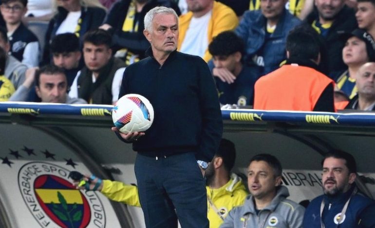 Mourinho’ya astronomik teklif! Tazminat detayı…