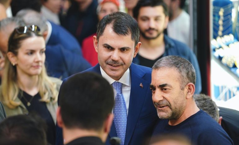 Murat Kurum, Bursa’da esnafla buluştu