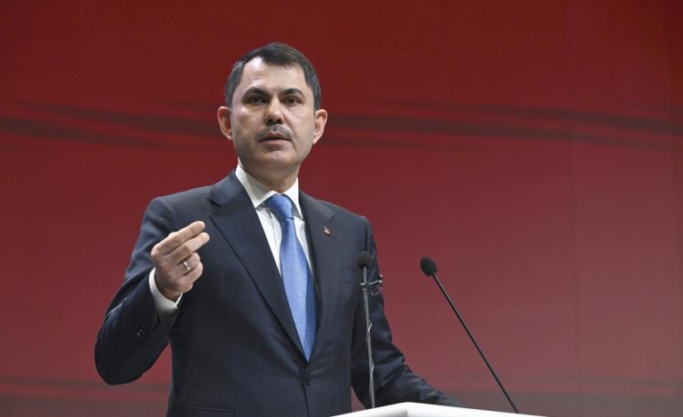 Murat Kurum: İstanbul’da kayıt altına alınmamış tek bir metrekare 2B alanı bırakmayacağız