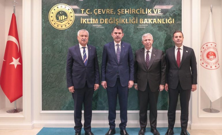 Murat Kurum, Mansur Yavaş, Zeydan Karalar ve Ahmet Akın ile bir araya geldi
