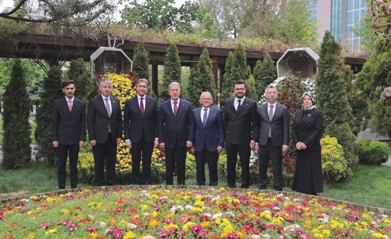 Mustafa Demir, Kayseri Büyükşehir Belediye Başkanı Büyükkılıç’ı Ziyaret Etti