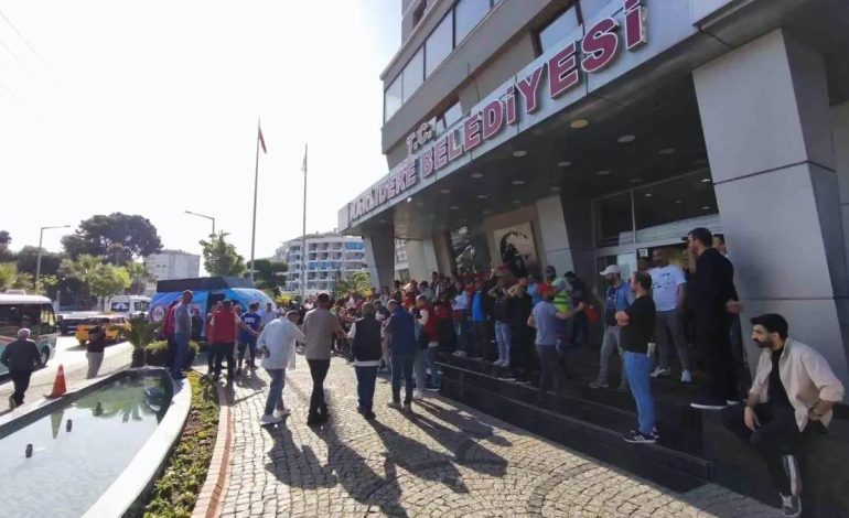 Narlıdere Belediyesi İşçileri Grevde