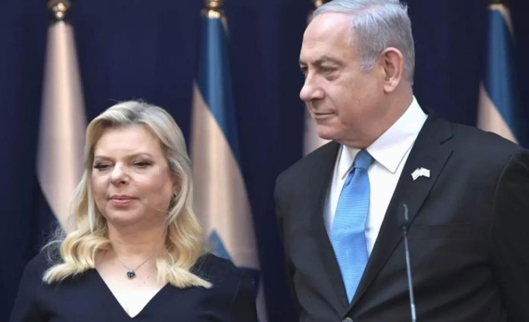 Netanyahu’nun eşi taciz suçlamasıyla hakim karşısına çıktı