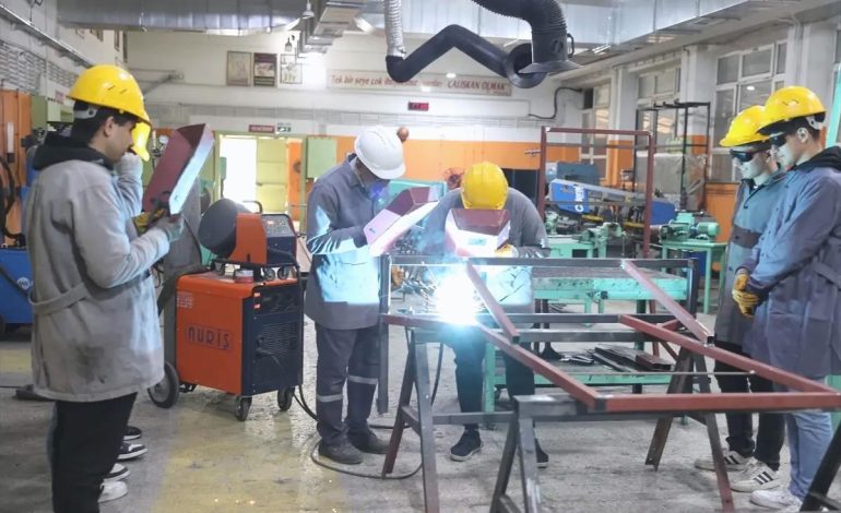 Nevşehir Mesleki ve Teknik Anadolu Lisesi Üretime Katkı Sağlıyor